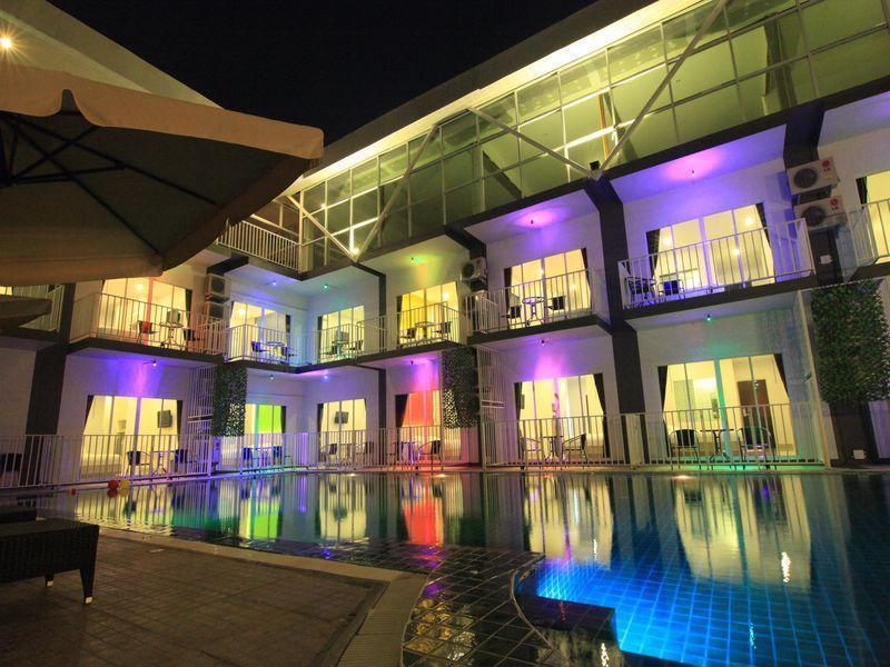 Anantra Pattaya Resort By Cpg Екстериор снимка